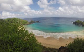 Baía do Sancho em Fernando de Noronha