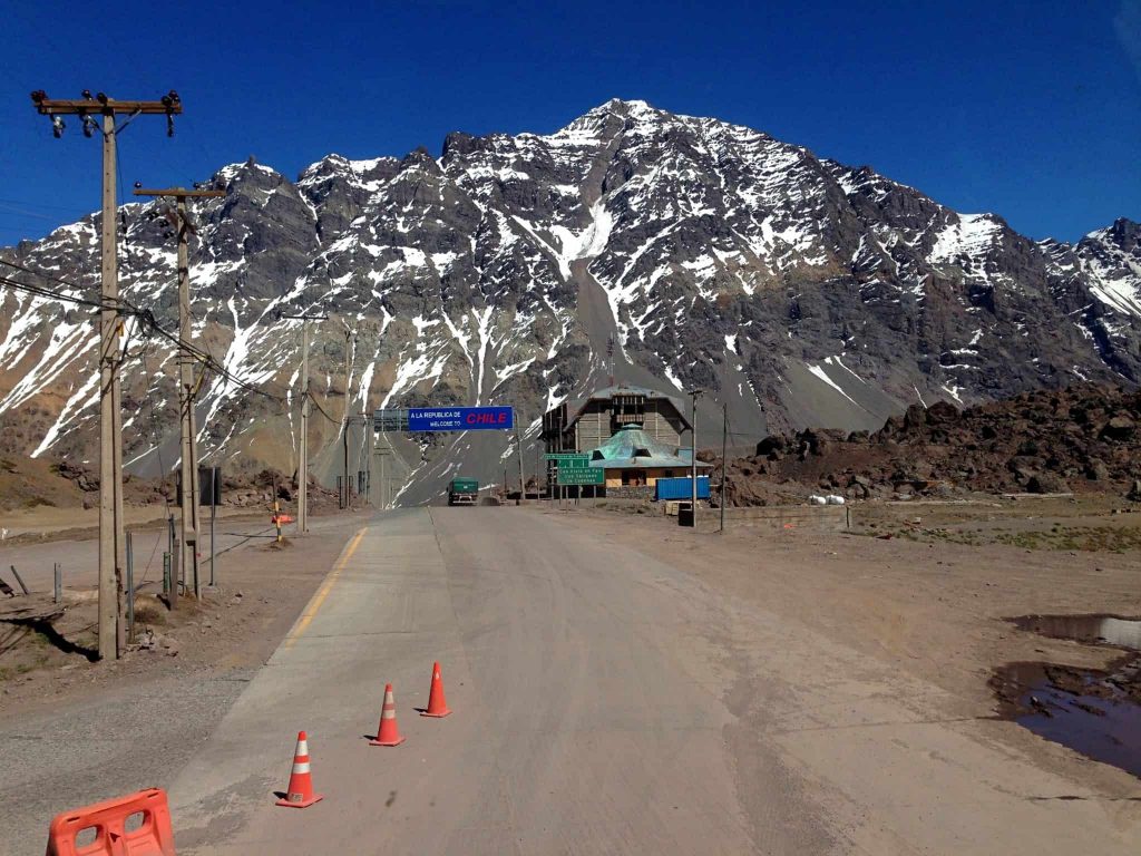 Paso Los Libertadores - Estrada de Los Caracoles