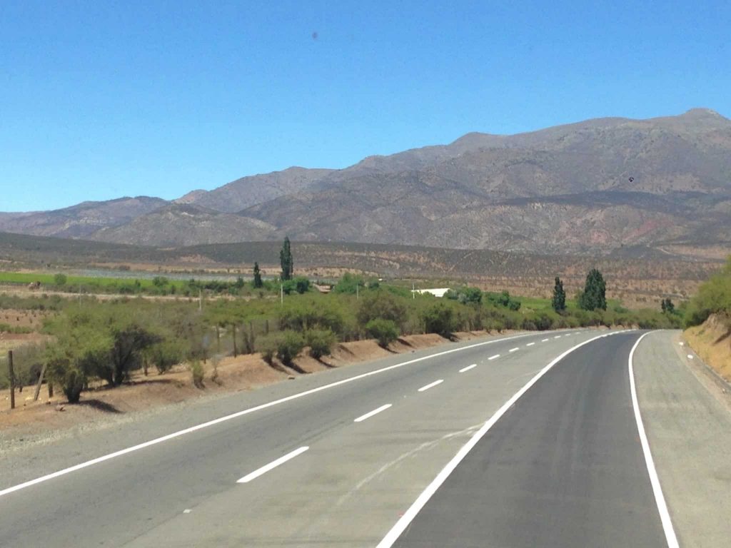 Estrada de Los Caracoles saindo de Mendoza