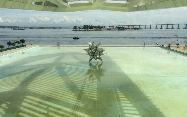 Visto dos fundos do Museu do Amanhã. Foto: Fui Ser Viajante