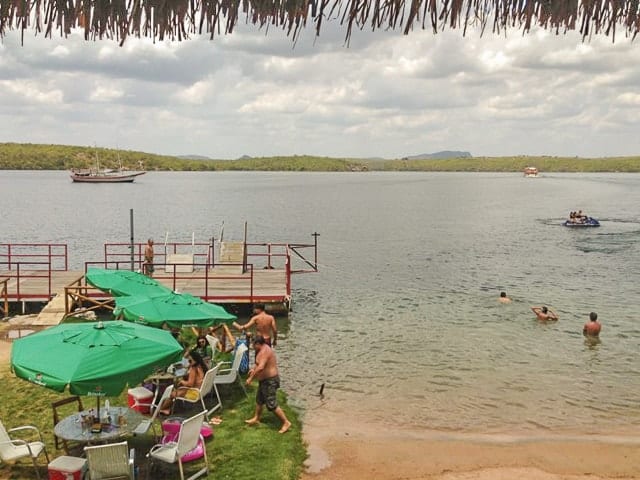 Restaurante Karranca's- Passeio de catamarã pelos cânions do Rio São Francisco, no Lago de Xingó - Canindé de São Francisco, Sergipe