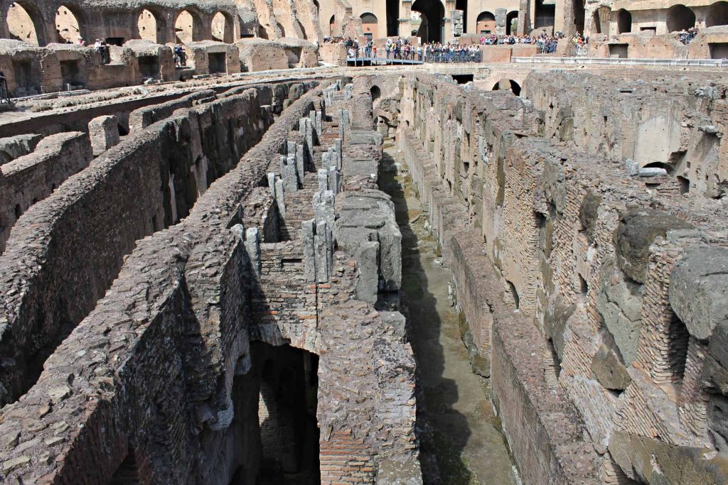 Tour Guiado pelos Subterrâneos do Coliseu