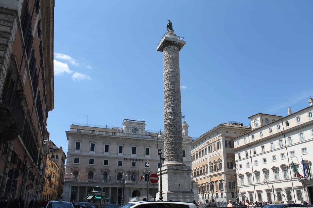 Colona- Praças, fontes e obeliscos de Roma