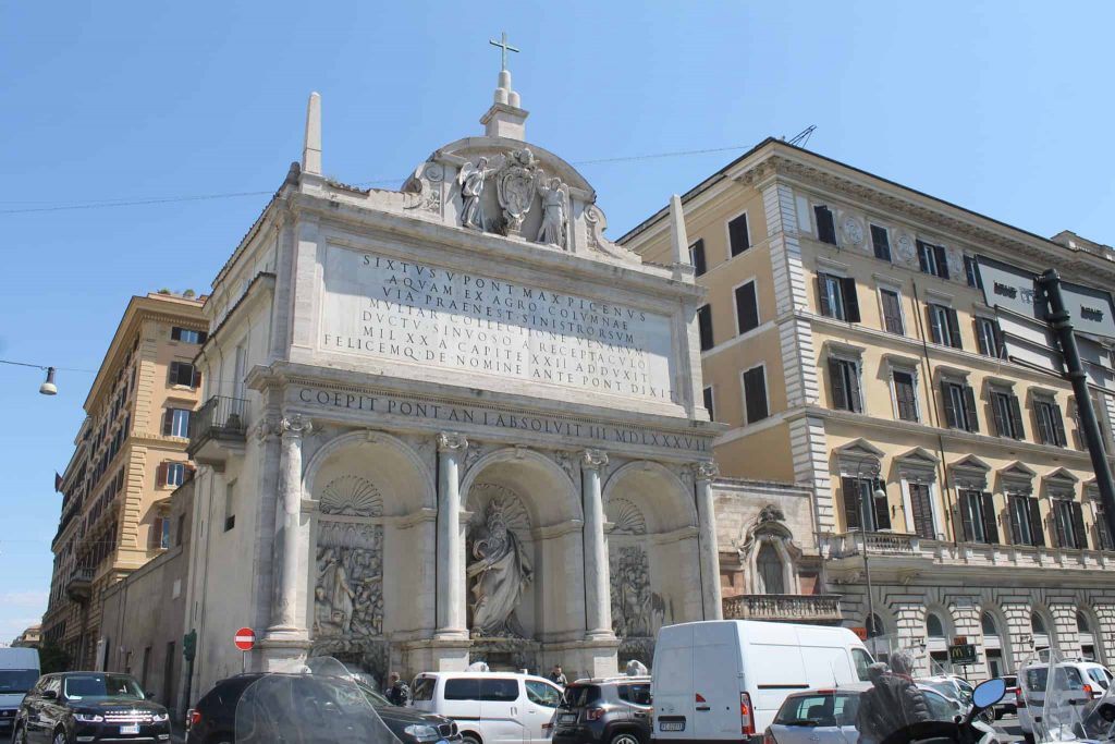 Fonte de Moises - Praças, fontes e obeliscos de Roma