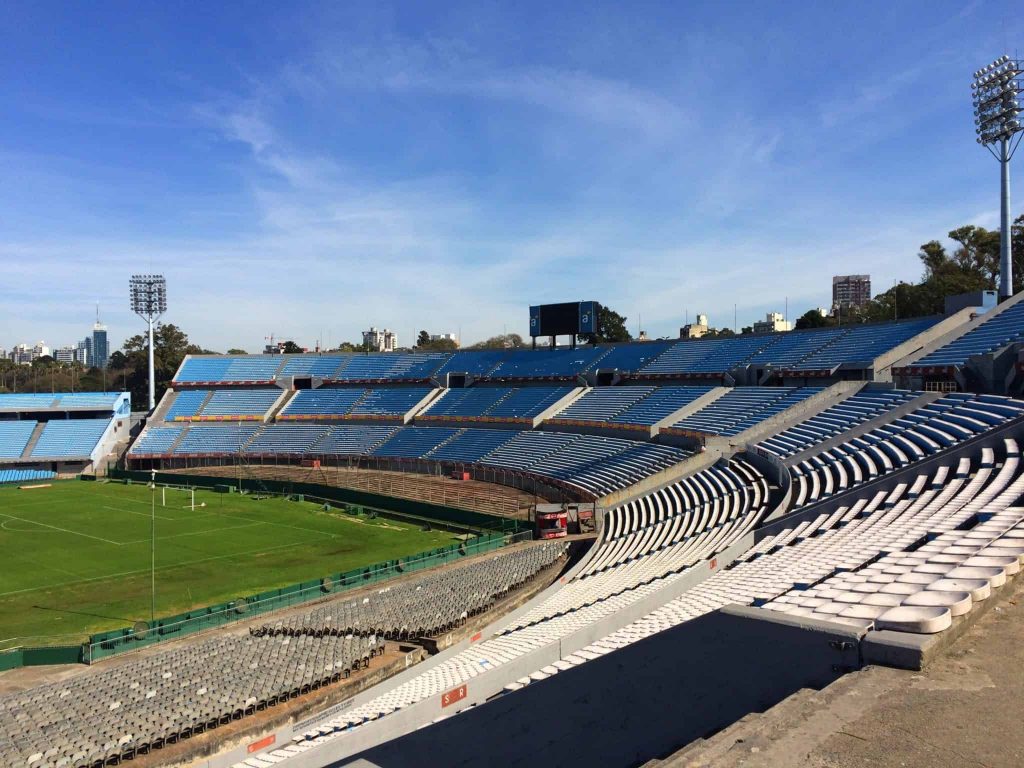 Estádio Centenario de Montevidéu e Museu do Futebol