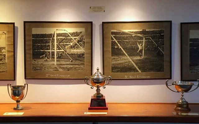 Estádio Centenario de Montevidéu e Museu do Futebol