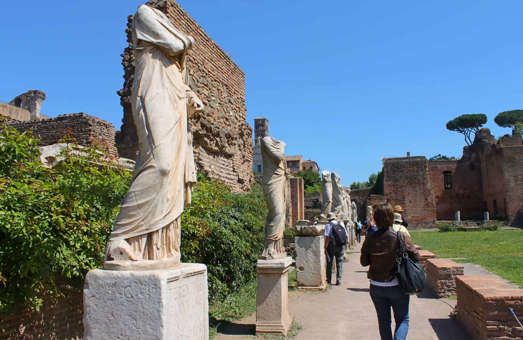 Principais atrações para visitar no Fórum Romano