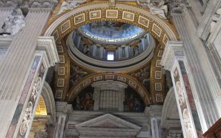 Visita à Basílica de São Pedro