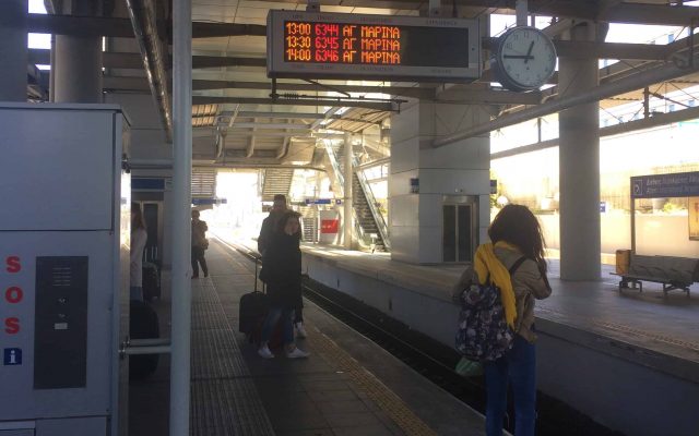 Metrô em Atenas