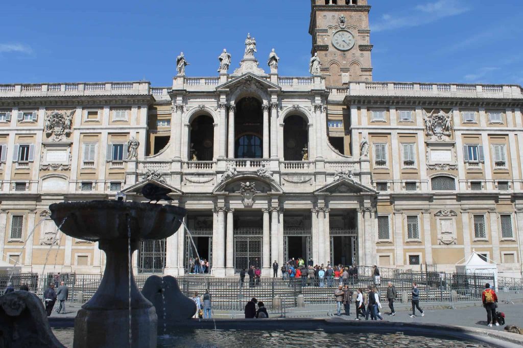 Igreja Santa Maria Maggiore. - Roteiro de um dia pelo centro turístico de Roma, Itália