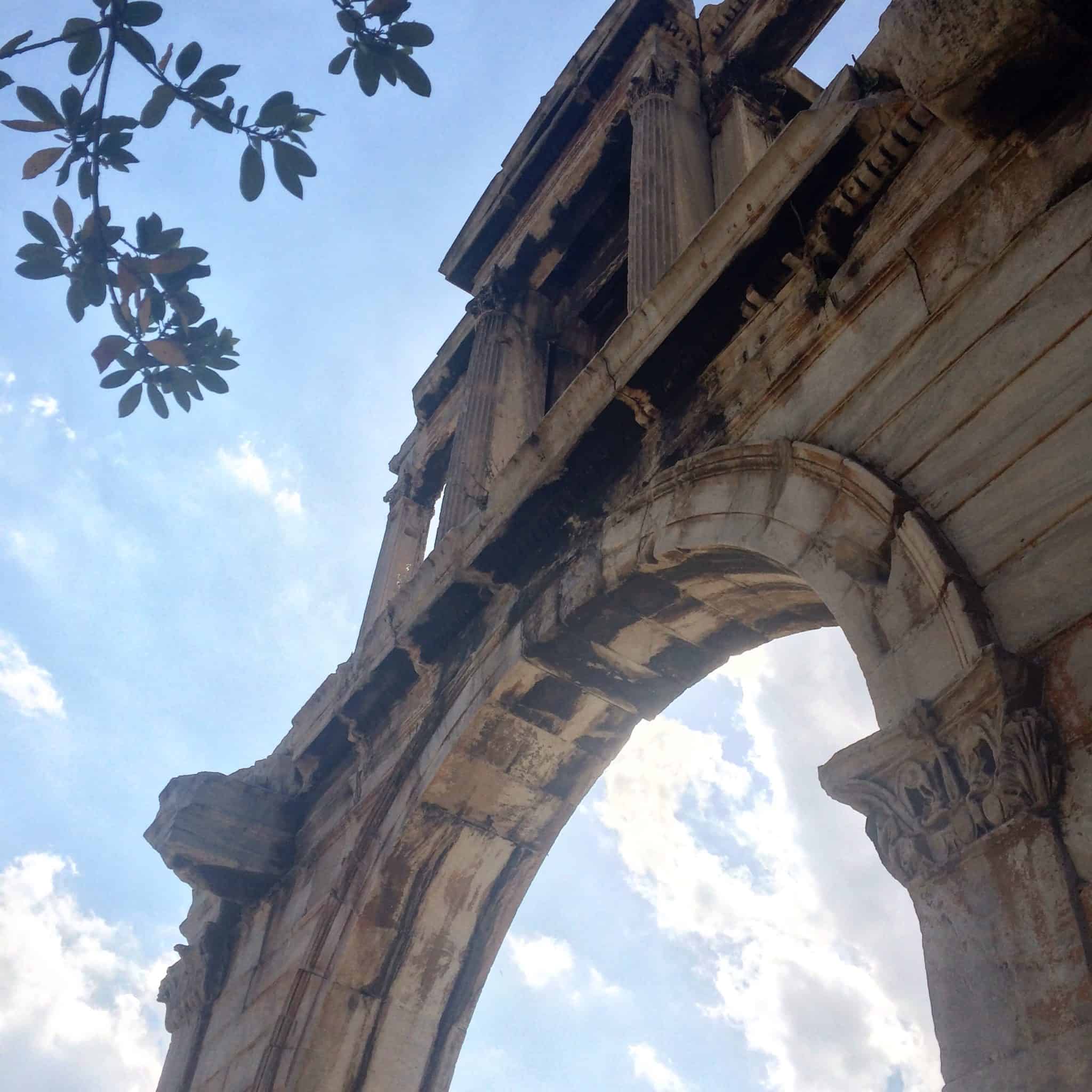 Arco de Adriano - Atenas - O que fazer em uma conexão longa em Atenas