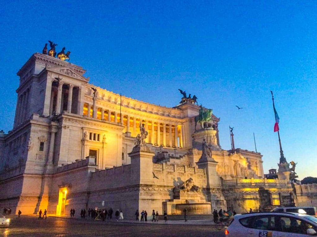 O que fazer em Roma em 3 dias -roteiro de 3 dias em Roma - Monumento a Vittorio Emanuelle
