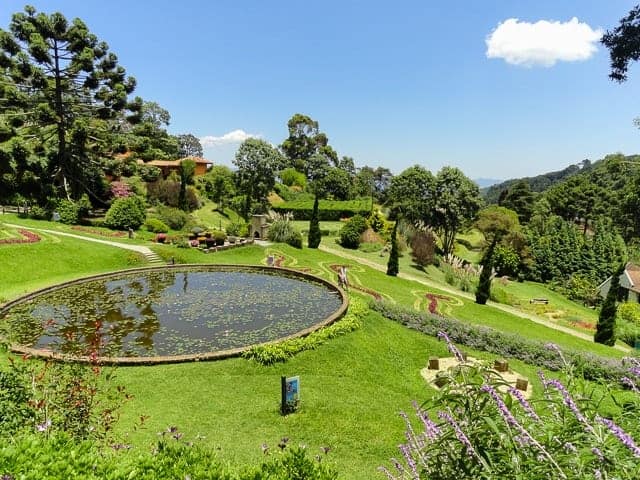 Destinos para fugir das praias no verão - Campos do Jordão, SP