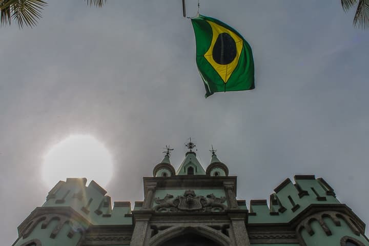 Visita guiada à Ilha Fiscal, no Rio de Janeiro