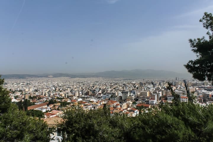 Vista de Atenas desde o templo de Atenas Nikè - conhecendo a incrível Acrópole de Atenas, Grécia