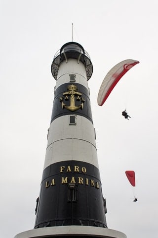 Malecón de Miraflores e Parque del Amor - Lima - peru