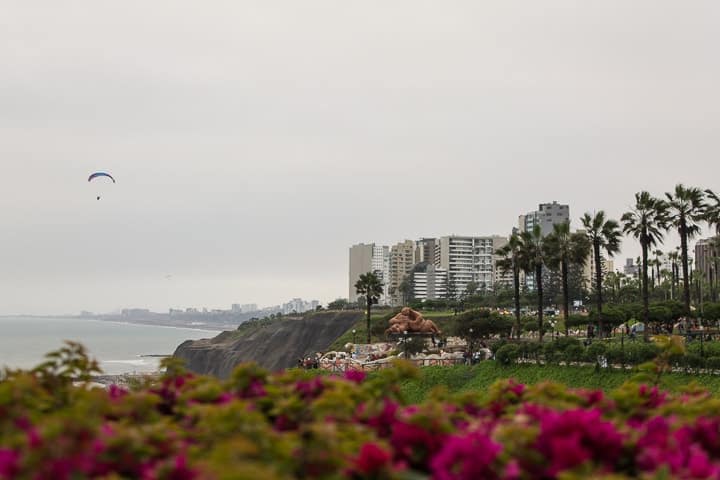 Malecón de Miraflores e Parque del Amor - Lima - peru