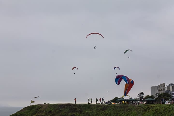 Malecón de Miraflores e Parque del Amor - Lima - peru