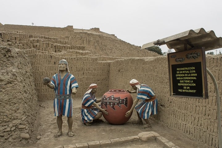 Huana Pucllana, Lima (visita a Huaca Pucllana, Huaca Huallamarca e Bosque El Olivar)