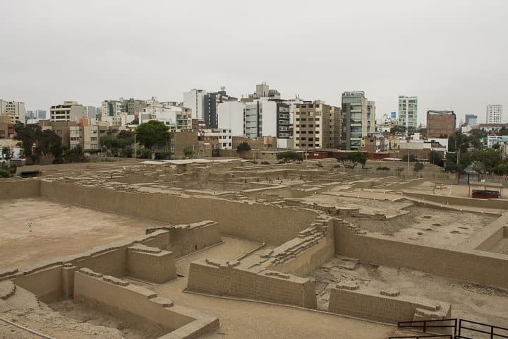 Huana Pucllana, Lima (visita a Huaca Pucllana, Huaca Huallamarca e Bosque El Olivar)