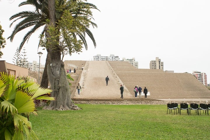 Huana Huallamarca, Lima (visita a Huaca Pucllana, Huaca Huallamarca e Bosque El Olivar)