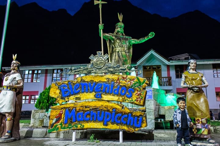 Plaza Manco Capac, Águas Calientes