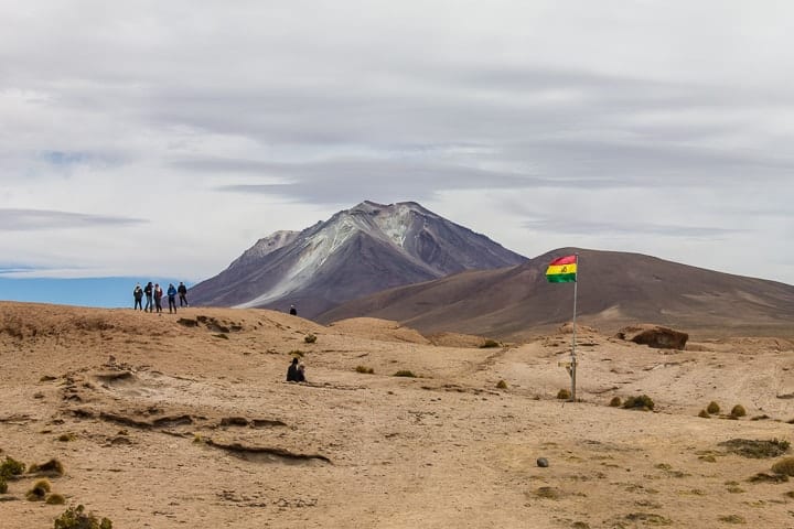 Tour Salar de Uyuni - dia 2 - vulcão Ollangue