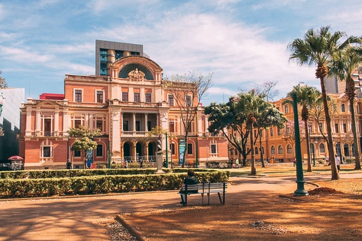 Praça da Liberdade - O que fazer em Belo Horizonte - principais atrações para um final de semana