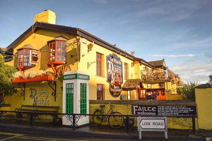 Durty Nelly's - Cliffs of Moher, Irlanda - Passeios a partir de Dublin