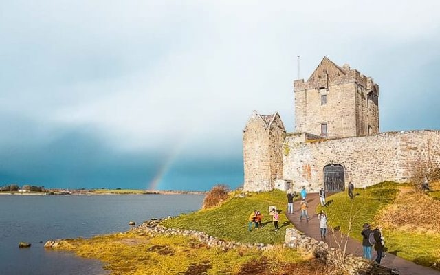 Kinvara Fishing Harbour - Cliffs of Moher, Irlanda - Passeios a partir de Dublin