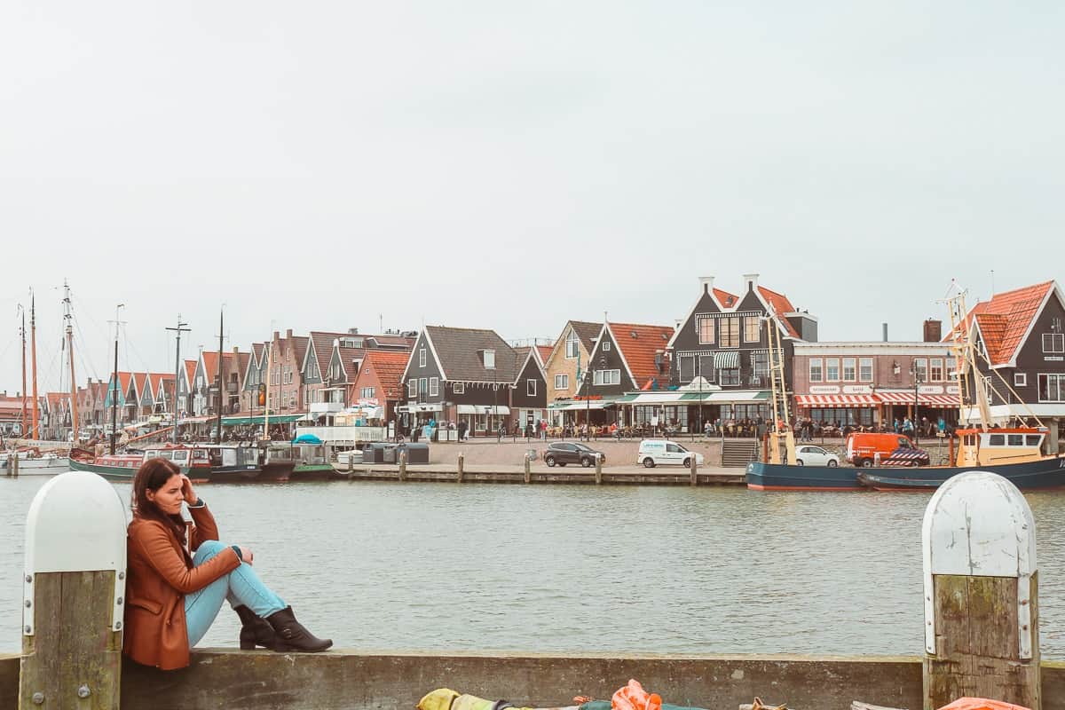 O que fazer em Volendam na Holanda: dicas para um bate-e-volta