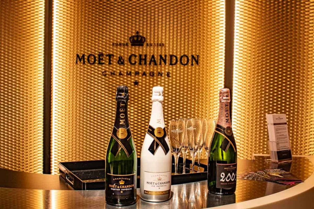 Maison Moet & Chadon em Epernay - Rota do Champagne na França: de Reims a Epernay