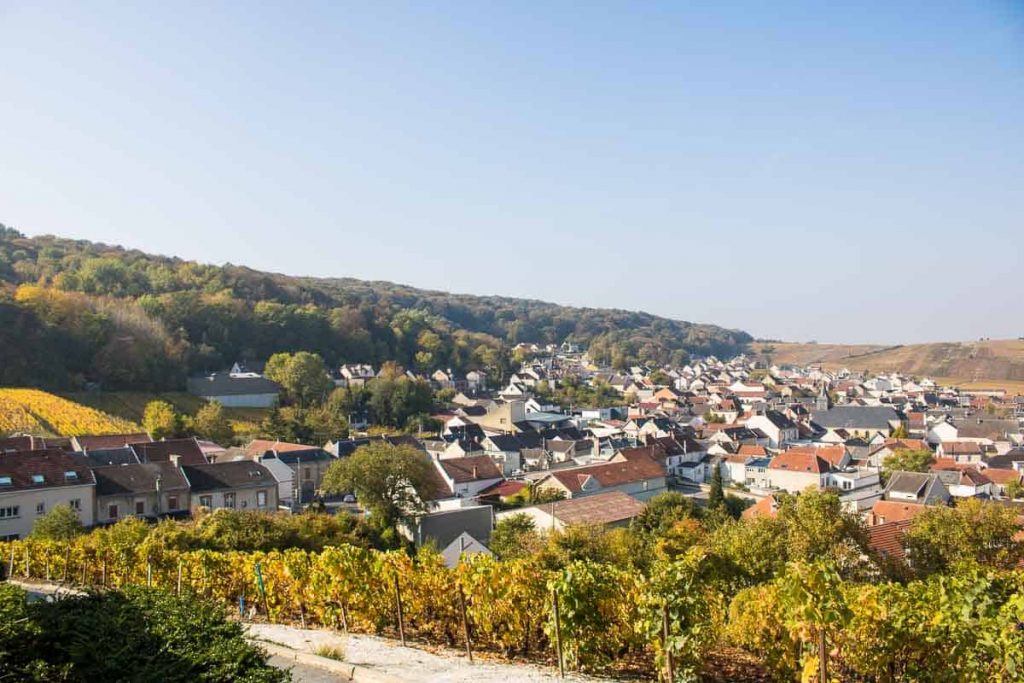 Rota do Champagne na França: de Reims a Epernay