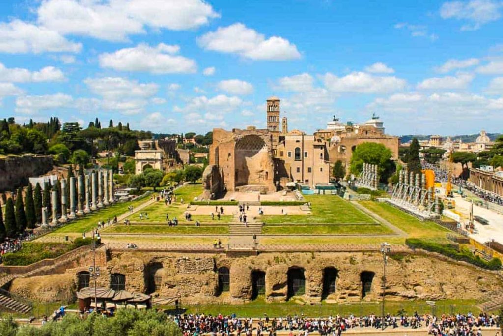 Vista do fórum romano a partir do terceiro anel do Coliseu - Tour guiado no Coliseu: visita ao subterrâneo e terraços do Coliseu