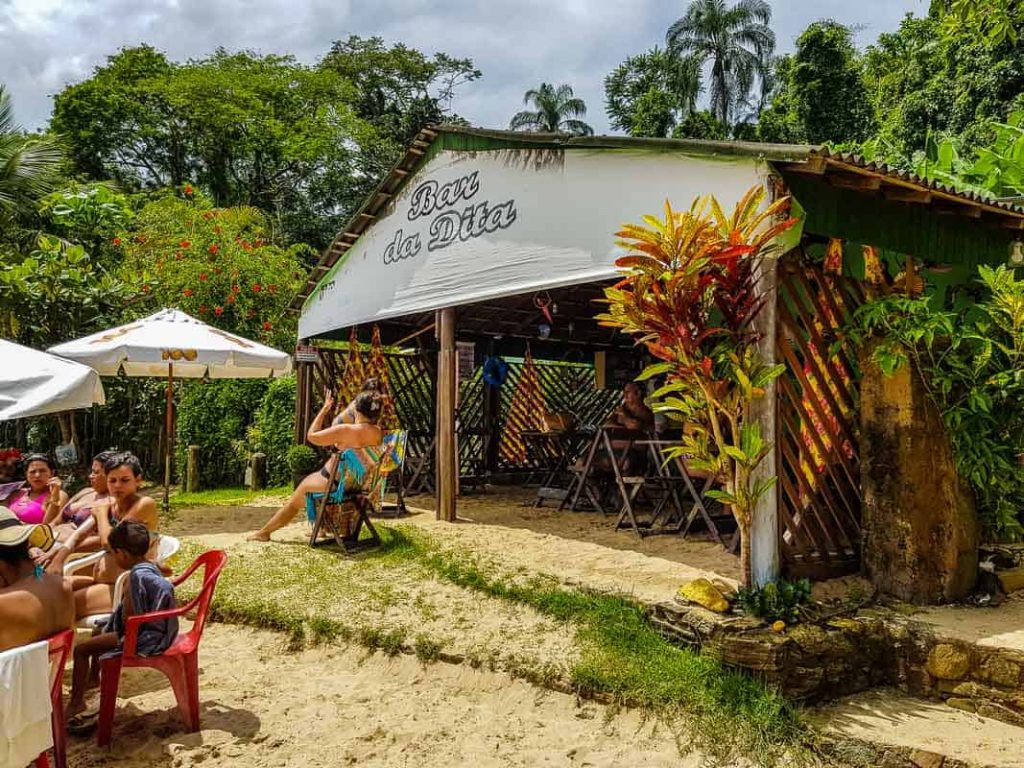 Bar da Dita na Ilha do Cedro