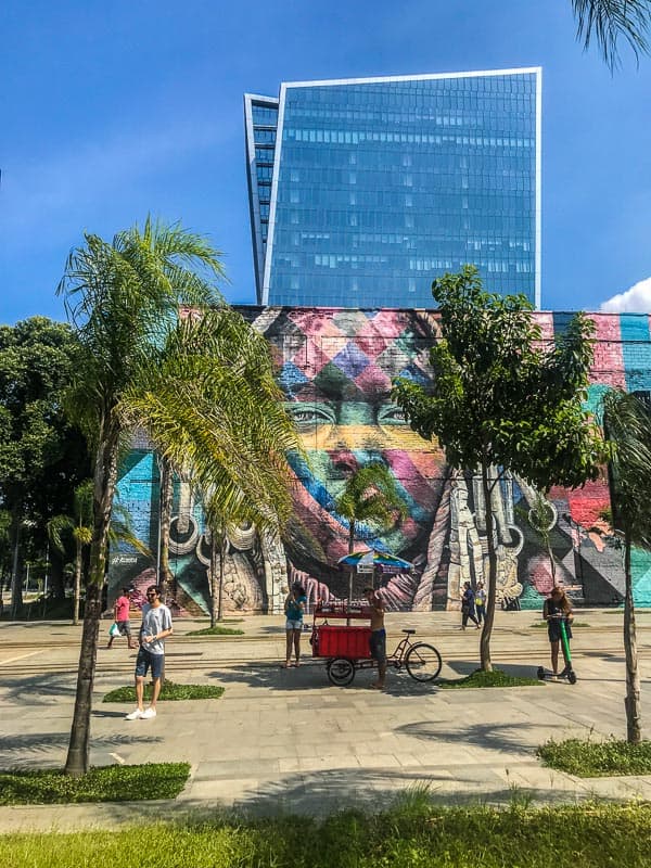 Mural Etnias, Tour Pequena África no Rio de Janeiro