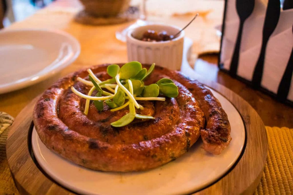 Linguiça, comida típica de Visconde de Mauá