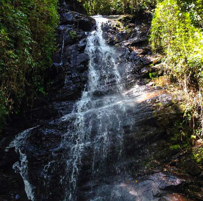 Cachoeira Véu de Noiva em Visconde de Mauá