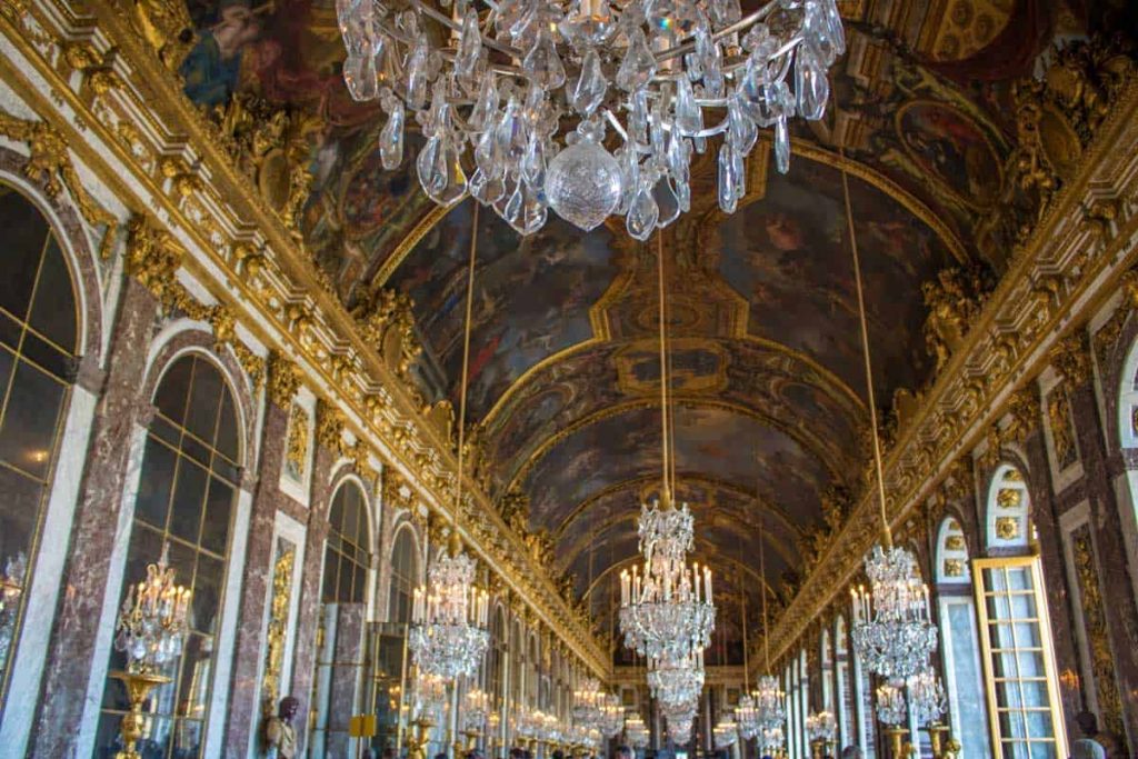 Galeria dos Espelhos do Palácio de Versalhes