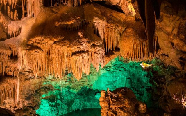 Grutas de Mira de Aire, Portugal