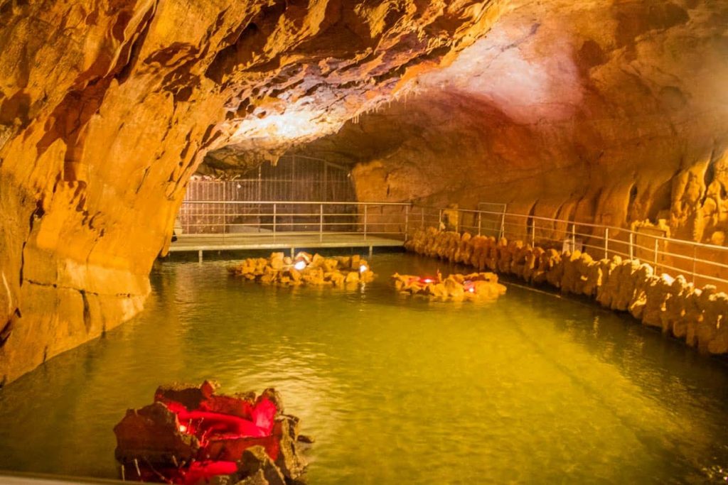 Grutas de Mira de Aire, Portugal