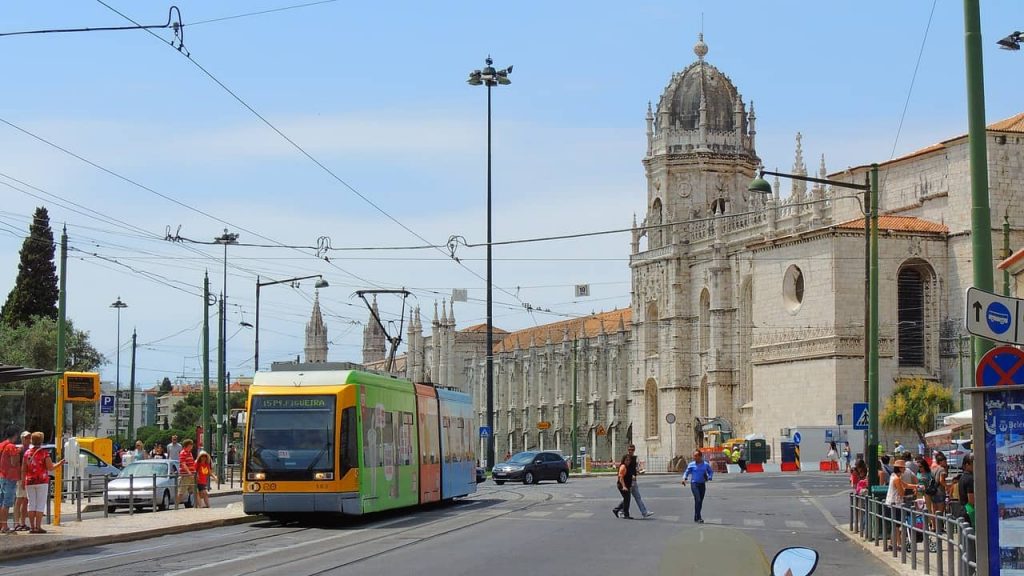 Como ir de Lisboa a Porto