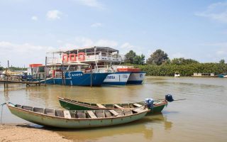 Passeio de barco no Delta do Rio Parnaíba - PI