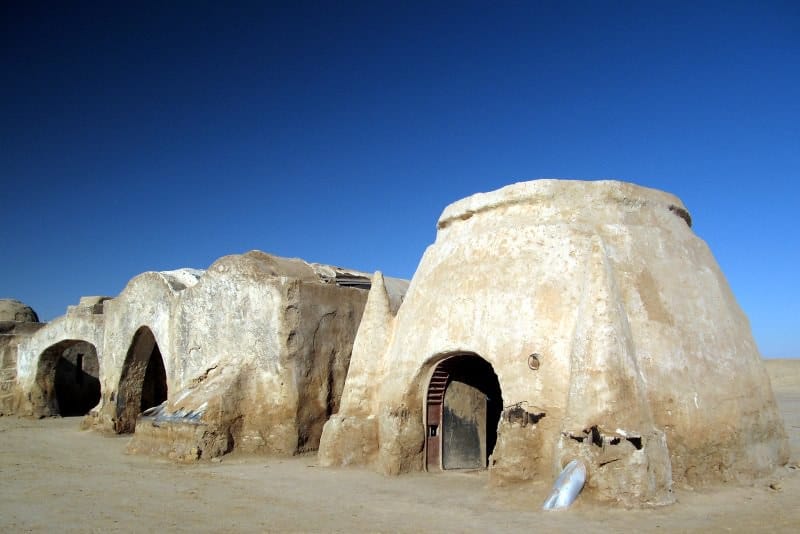 Cenários de Star Wars - casas Mos Espa