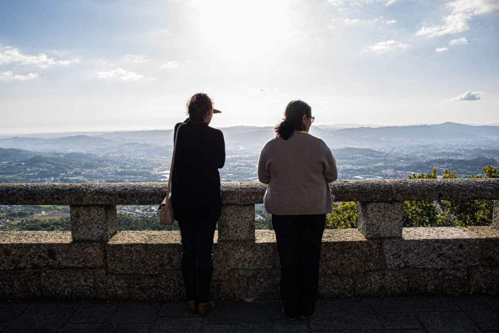 Vista de Guimarães desde o Monte da Penha em Guimarães Portugal