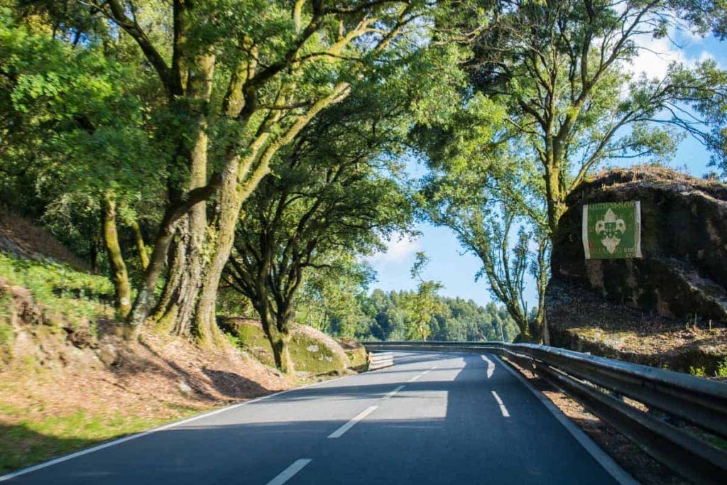 Caminho para o Monte da Penha em Guimarães, Portugal