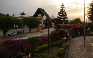 Praça Rodolfo de Moraes, centro de Gravatá