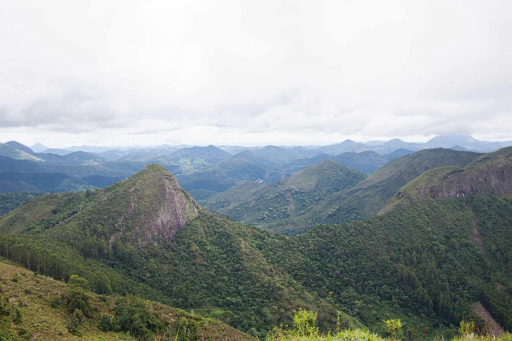 Ponto mais alto da trilha do Chapéu da Bruxa em Nova Friburgo