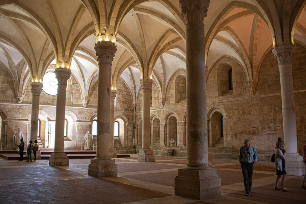 Visita ao Mosteiro de Alcobaça em Portugal