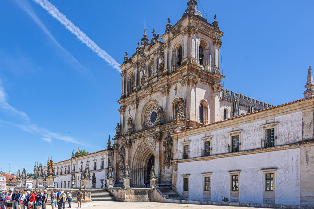 Visita ao Mosteiro de Alcobaça, em Portugal